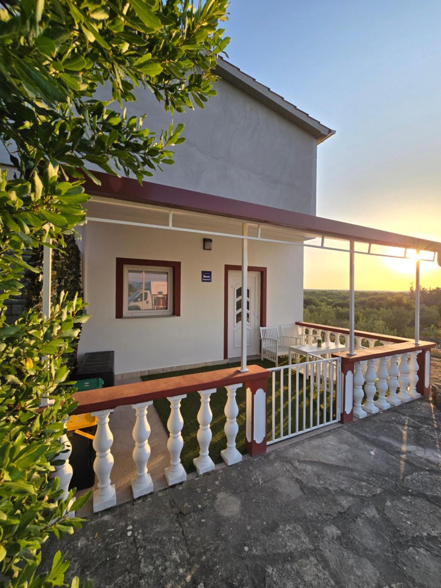 Apartments Roko Pridraga Exterior photo