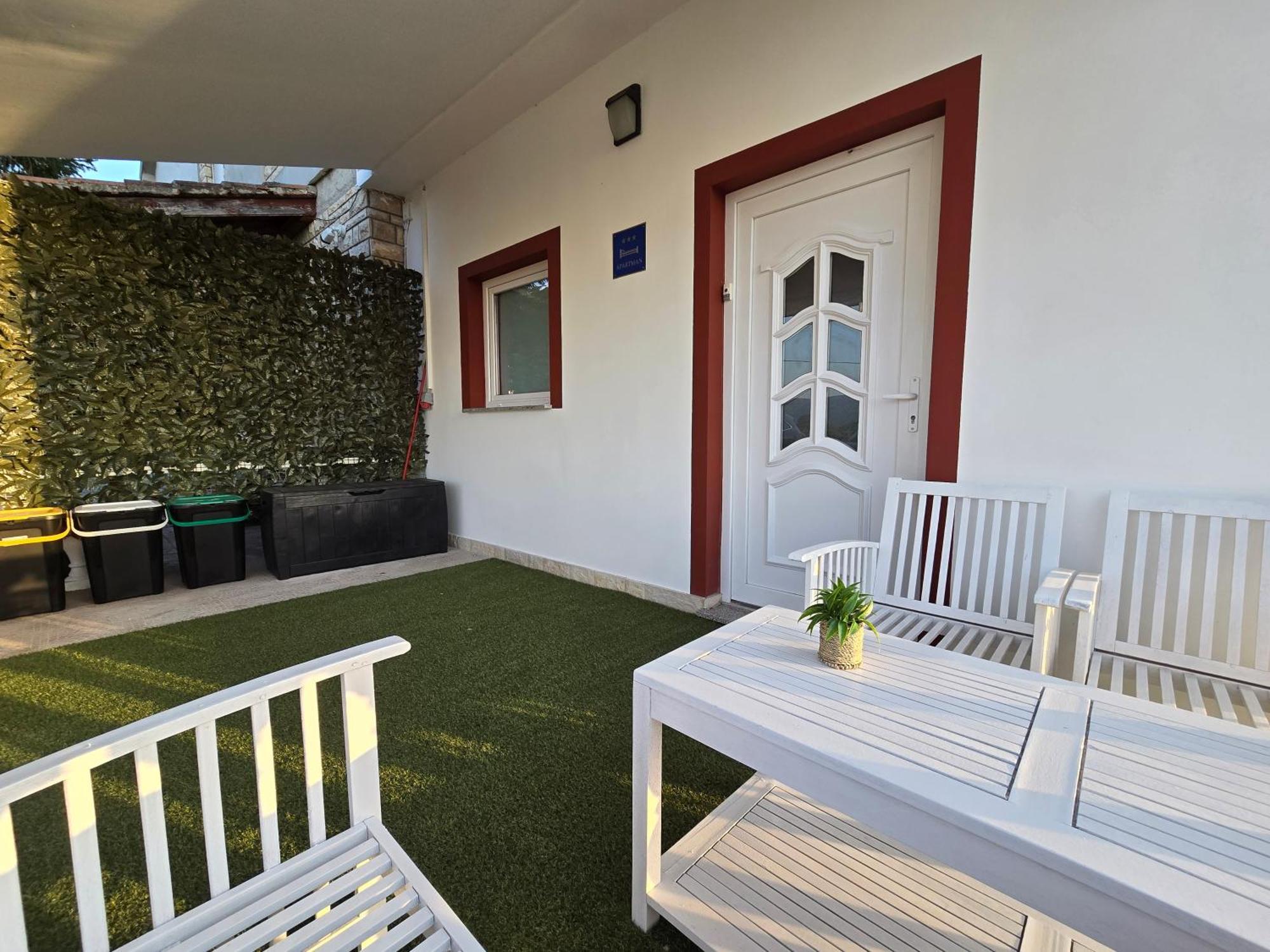 Apartments Roko Pridraga Exterior photo